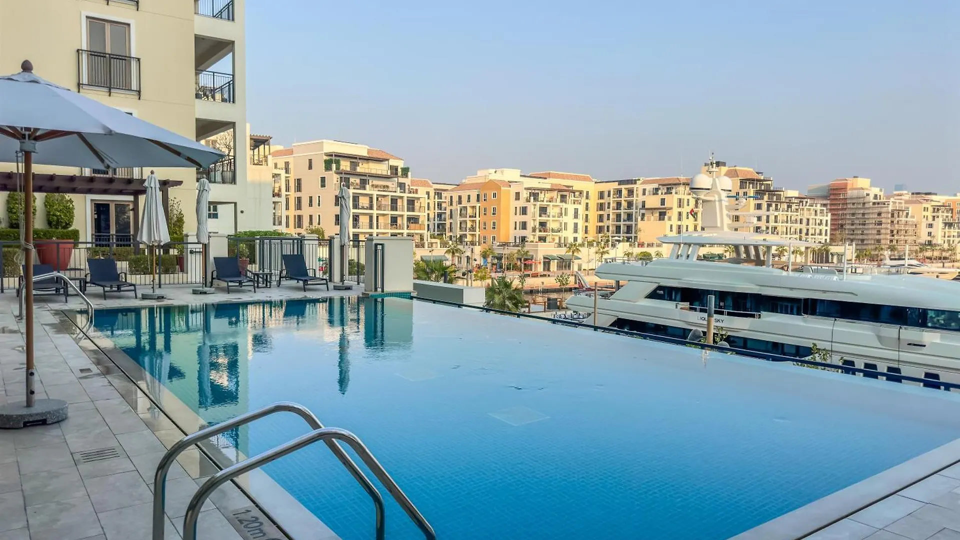 Le Pont, Port De La Mer 1 Bedroom Apartment دبي الإمارات العربية المتحدة